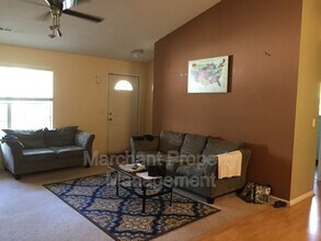 210 Abigail Ln in Greer, SC - Building Photo - Building Photo