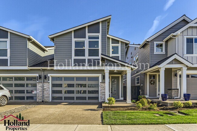 6503 SE Provence St in Hillsboro, OR - Building Photo - Building Photo