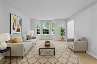 498 Pecan Wood Cir in Fairburn, GA - Building Photo - Building Photo