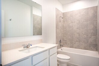 207 Bogey Dr in Davenport, FL - Building Photo - Building Photo