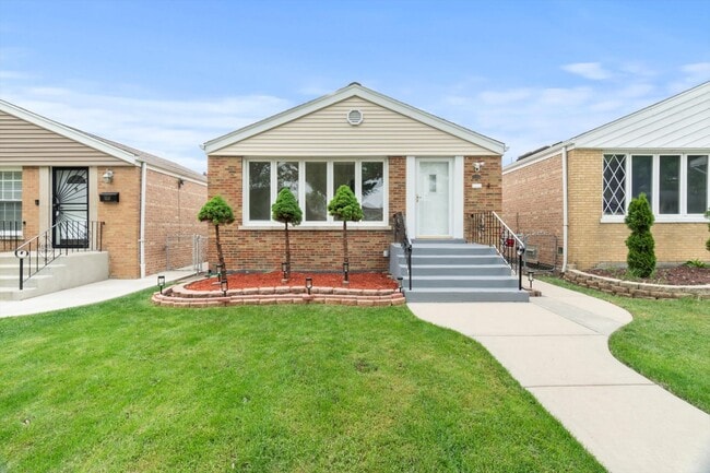 5239 S Rutherford Ave in Chicago, IL - Building Photo - Building Photo