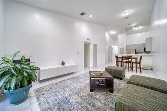 3243 NE 11th Dr in Homestead, FL - Building Photo - Building Photo