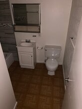 3712 Royal Crest St in Las Vegas, NV - Building Photo - Building Photo