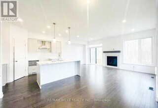 707 Cordelette Cir in Ottawa, ON - Building Photo - Building Photo