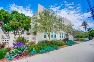 537 W. Hyde Park Blvd in Inglewood, CA - Building Photo