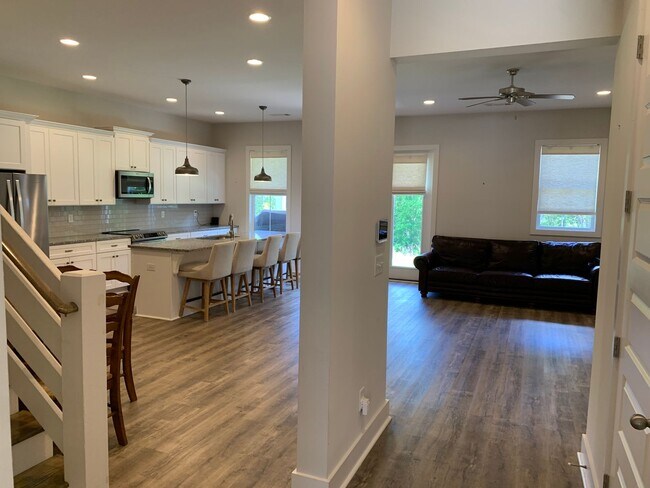 Owens Crossing Townhome in Auburn, AL - Foto de edificio - Building Photo
