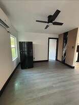 7213 Moline St in Houston, TX - Building Photo