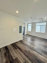 5203A Ravenna Ave NE in Seattle, WA - Building Photo - Building Photo