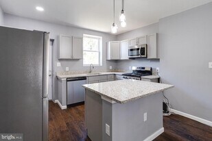 1539 Abbotston St in Baltimore, MD - Building Photo