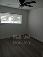 2681 Gessner Rd in Houston, TX - Building Photo - Building Photo