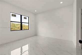 853 Frederick Reid St E in Lehigh Acres, FL - Building Photo - Building Photo