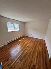 86 Contant Ave, Unit 9B in Lodi, NJ - Building Photo - Building Photo