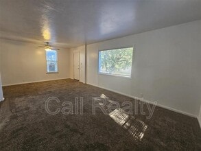 719 W Augusta Ave in Spokane, WA - Building Photo - Building Photo