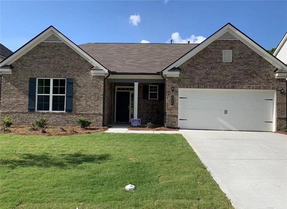 3594 Nathan Farm Ln in Buford, GA - Building Photo