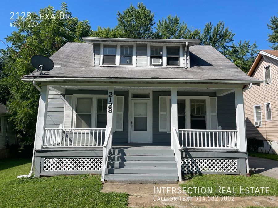 2128 Lexa Dr in Jennings, MO - Building Photo