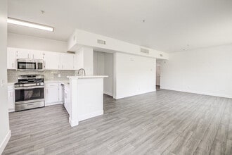 Hidden Valley in Simi Valley, CA - Building Photo - Building Photo