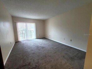 456 Hunter Cir, Unit 138 in Kissimmee, FL - Building Photo - Building Photo