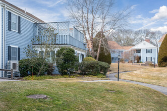 Village Square in Osterville, MA - Building Photo - Building Photo