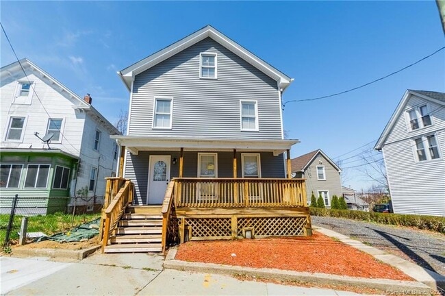 31 Willetts Ave in New London, CT - Foto de edificio - Building Photo