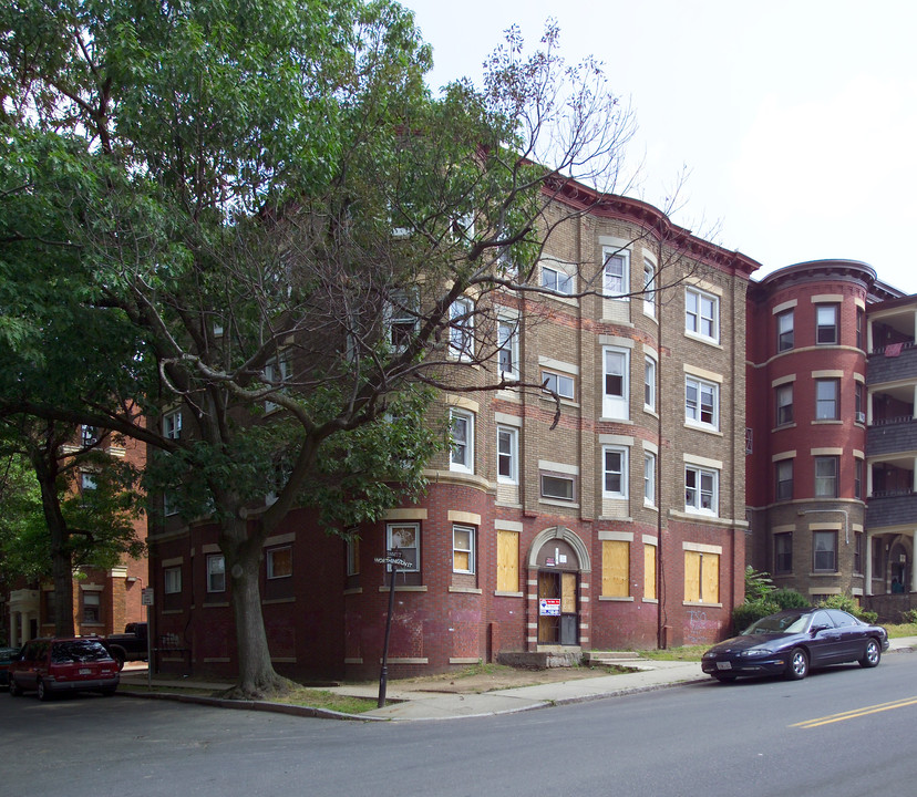 Worthington Arms in Springfield, MA - Foto de edificio