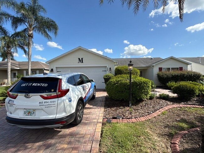 property at 2204 Crawford Ct