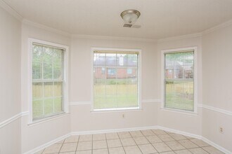 4111 Meadow Ct Dr in Bartlett, TN - Foto de edificio - Building Photo