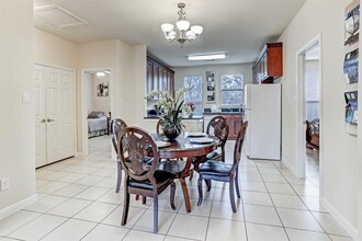 2038 Laverne St in Houston, TX - Building Photo - Building Photo