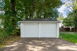 14 Clyde St in Brockton, MA - Building Photo - Building Photo