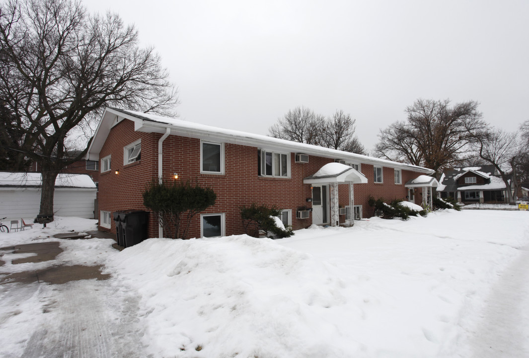 1501 S 19th St in Lincoln, NE - Building Photo