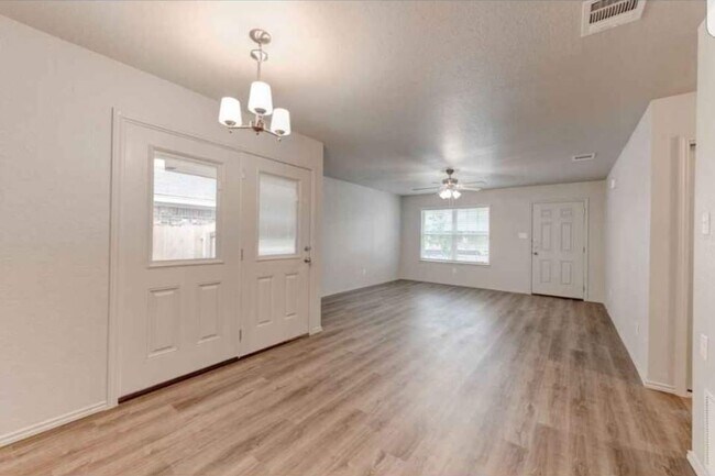 613 Lost Trl in Copperas Cove, TX - Building Photo - Building Photo