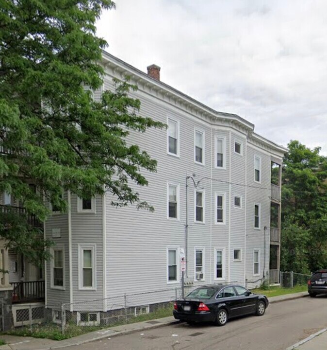 16 Church St, Unit 2 in Boston, MA - Foto de edificio