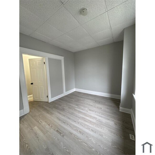 100 S Monastery Ave in Baltimore, MD - Building Photo - Building Photo