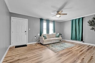 1709 Clay St in Henderson, KY - Building Photo