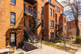 5617-5657 Des Érables Av in Montréal, QC - Building Photo - Building Photo
