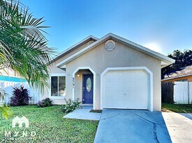 9591 Lupine Ave in Orlando, FL - Building Photo