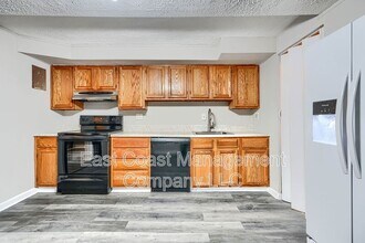 7862 St Bridget Ln in Dundalk, MD - Building Photo - Building Photo