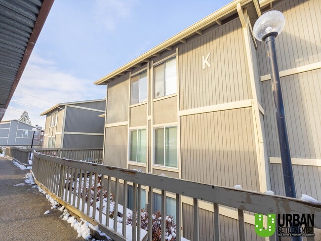 property at 6121 E 6th Ave