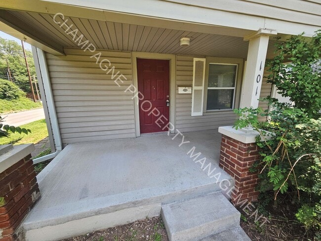 101 S Hawthorne Ave in Independence, MO - Building Photo - Building Photo
