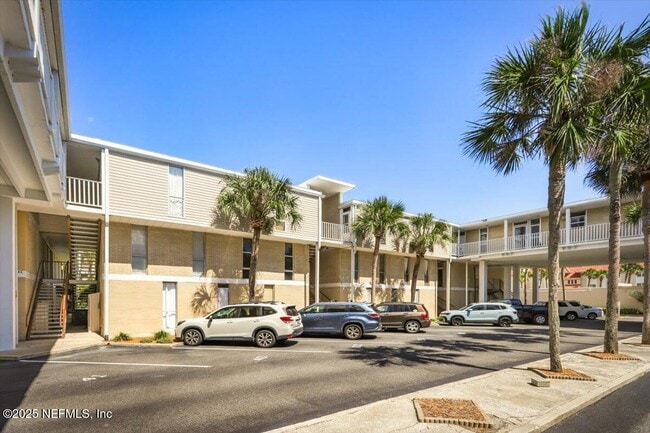 901 Ocean Blvd in Atlantic Beach, FL - Building Photo - Building Photo