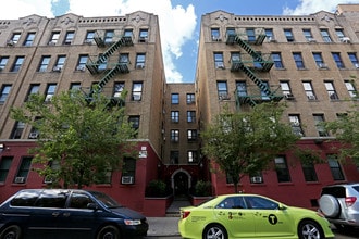 24 Thayer Street in New York, NY - Foto de edificio - Building Photo