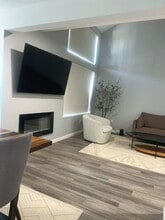 413 Dohrmann Ln in Pinole, CA - Building Photo - Building Photo