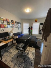 91 Hillside St, Unit 1 in Boston, MA - Foto de edificio - Building Photo