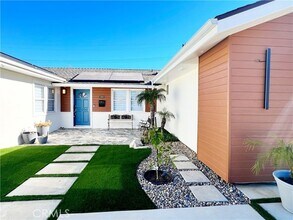 7300 Ponce Ave in Los Angeles, CA - Building Photo - Building Photo