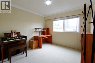 3XXX Williams Rd in Richmond, BC - Building Photo - Building Photo