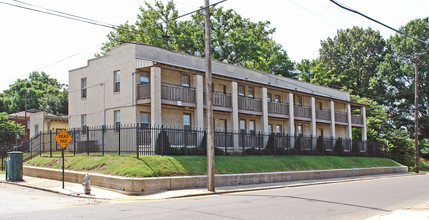 304 Orleans St in Memphis, TN - Building Photo - Building Photo