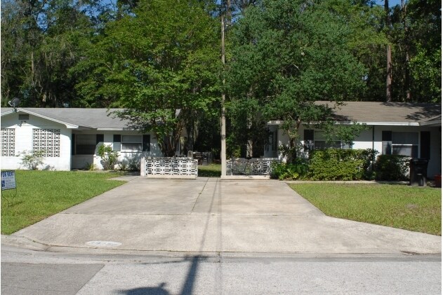 3706-3716 NW 45th St in Gainesville, FL - Building Photo - Building Photo