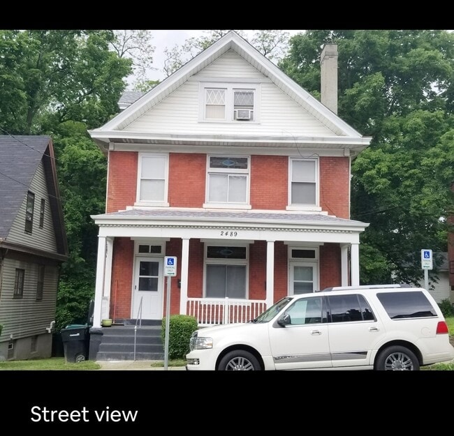 2489 Paris St, Unit First floor in Cincinnati, OH - Building Photo - Building Photo