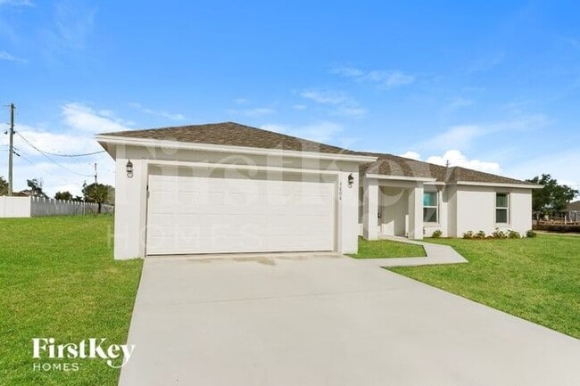 4606 SW Nackman Terrace in Port St. Lucie, FL - Building Photo - Building Photo