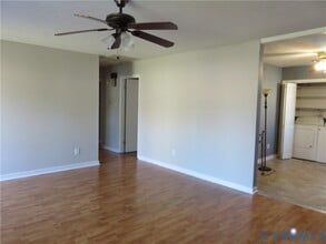 7 S Daisy Ave in Highland Springs, VA - Foto de edificio - Building Photo