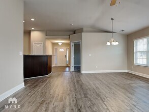 566 Waterford Ln in Calera, AL - Building Photo - Building Photo